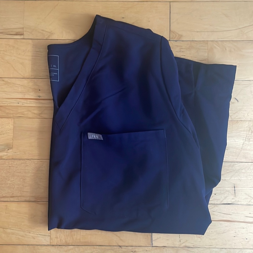 Figs Catarina One-Pocket Scrub Top Navy Blue XL